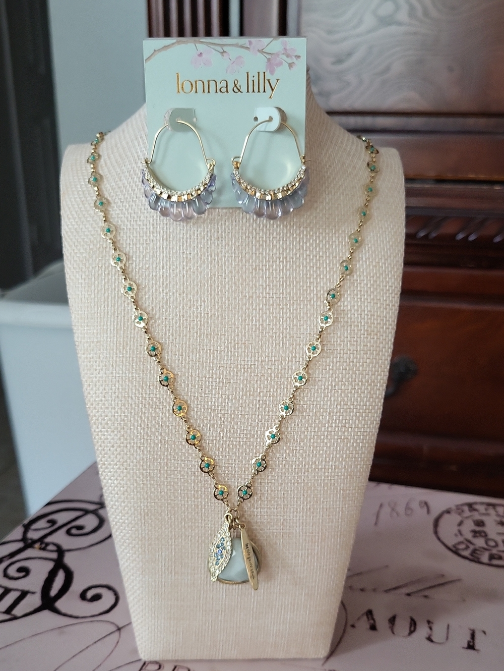 lonna & lilly Gold Necklace and Earring Set with Green Accents
